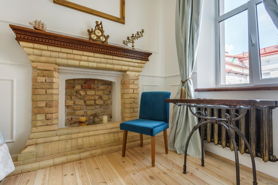 Drewniana podłoga: Inwestycja na lata, która przetrwa pokolenia